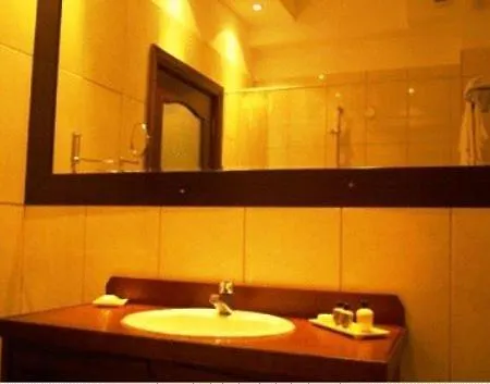 Ateron & Spa Отель 2*