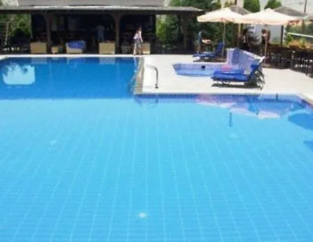 Ateron & Spa Отель 2*